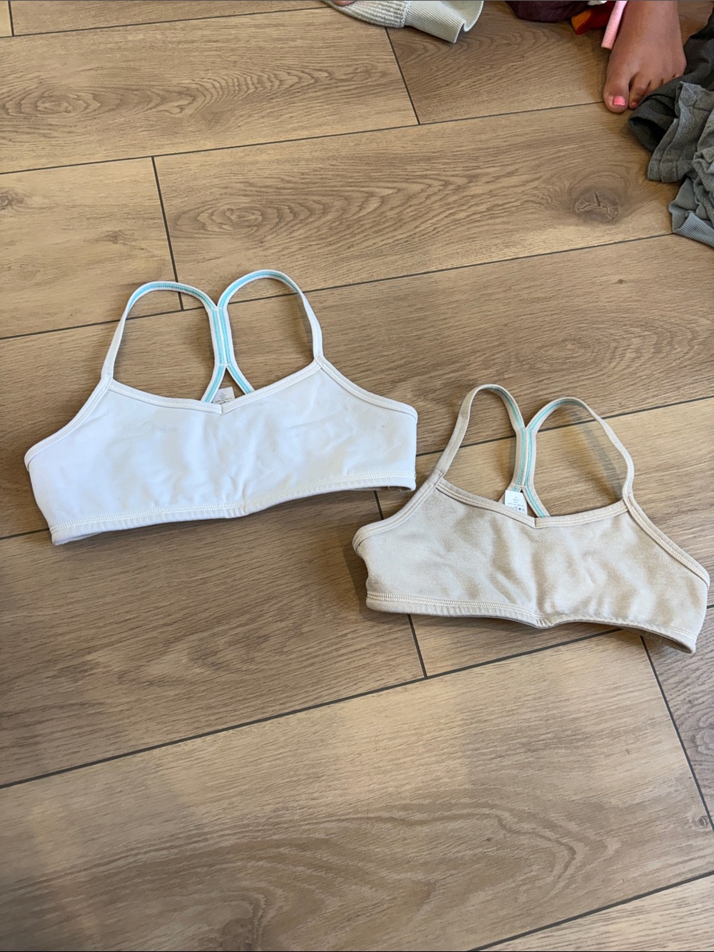 Ivivva bras